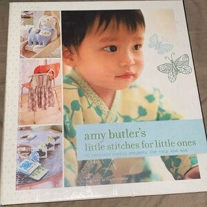 Amy Butlers little stitches for little ones 20 keepsake projects